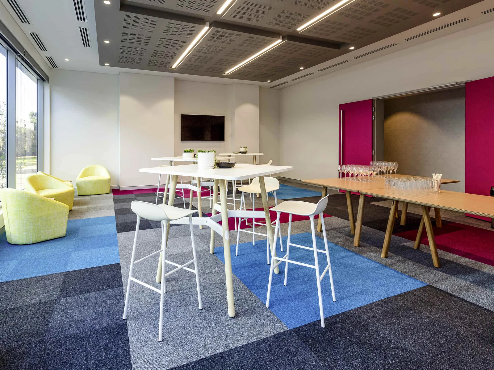Ibis Styles East Perth, image 5